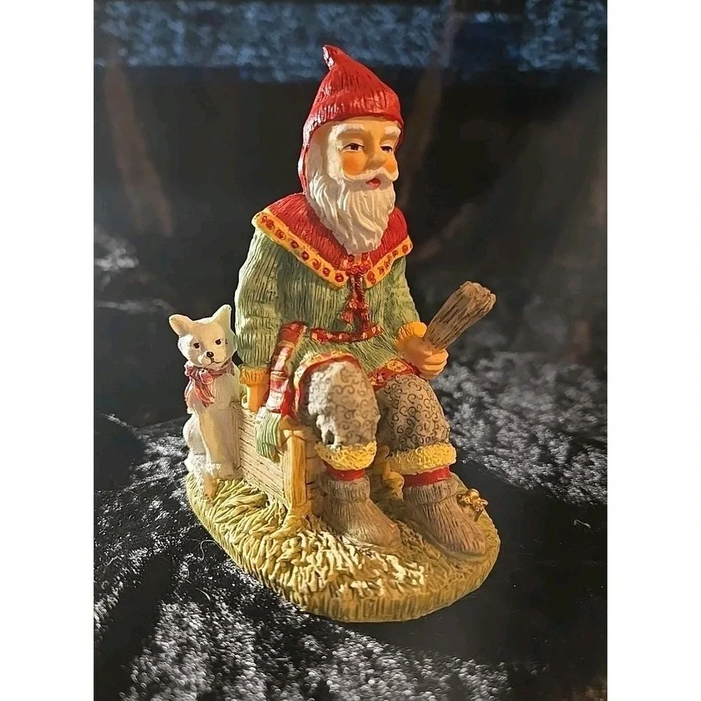International Santa Claus Collection - Sweden Jultomten - 1993 SC13